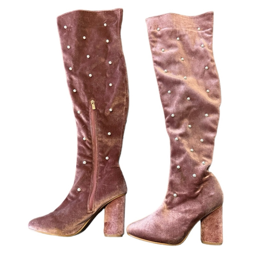 Yoki size 8.5 Knee High Pink Velvet Beaded Heeled Boots